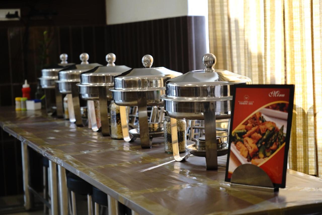 Hotel Vishnu Inn Dehradun Luaran gambar