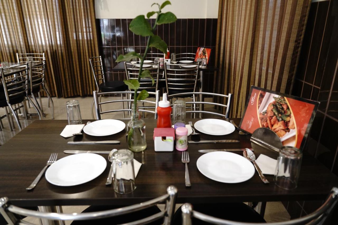 Hotel Vishnu Inn Dehradun Luaran gambar